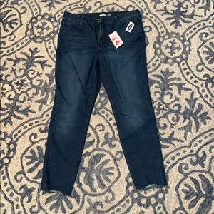 NWT Old Navy Rockstar Skinny Jeans